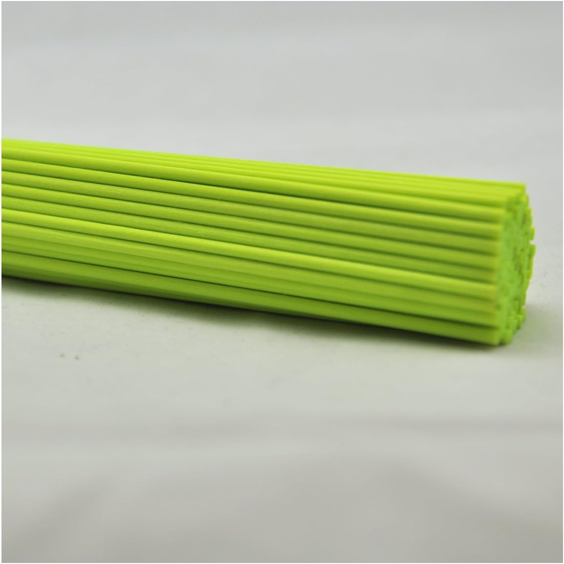 100 Fiber Reed Diffuser Sticks 20cm x 3mm Fluorescent Green