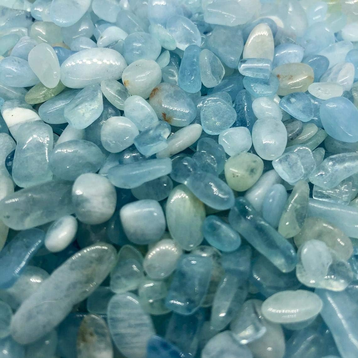 IMALY Aquamarine Tumbled Chips Healing Stones 05lb
