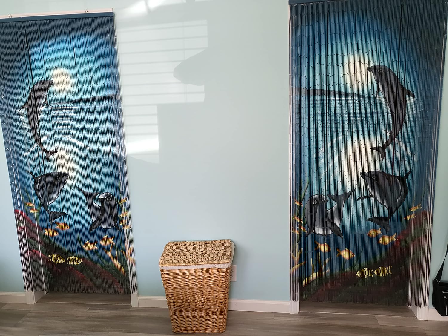 Beaded Curtain Tropical Reef Dolphins 125 Strands